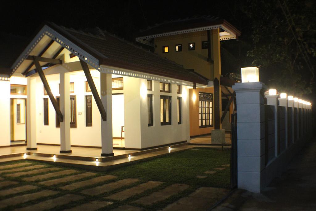 Sayo Villa Kochchikade Екстериор снимка
